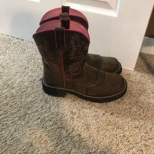 Ariat Shoes - Women’s Ariat Boots, Size 10B Ariat Shoes - Women’s Ariat Boots, Size 10B
